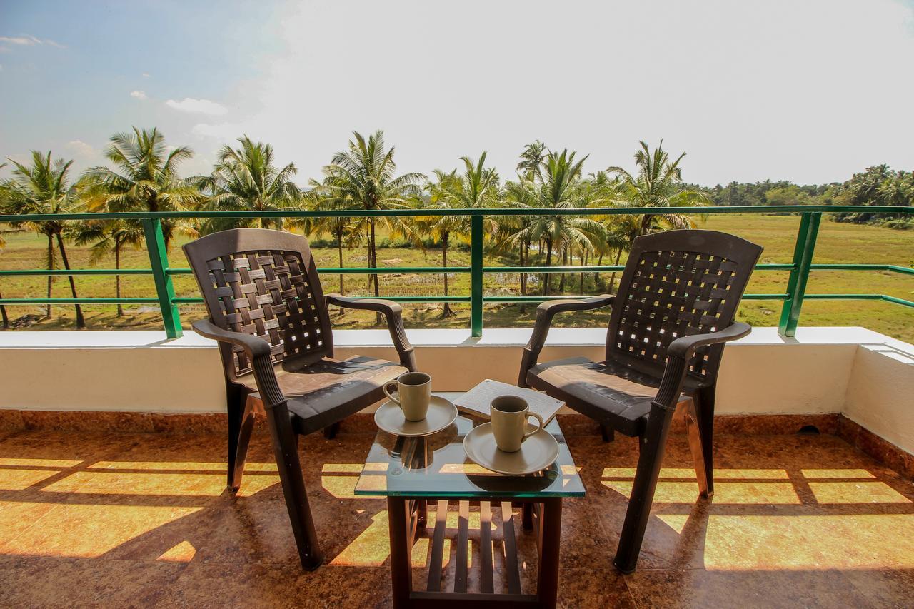 Oyo 9877 Elegant 2bhk Fatrade Apartment Orlim